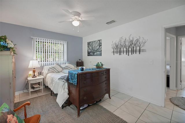 6122 E GLENCOE STREET, Inverness, FL 34452