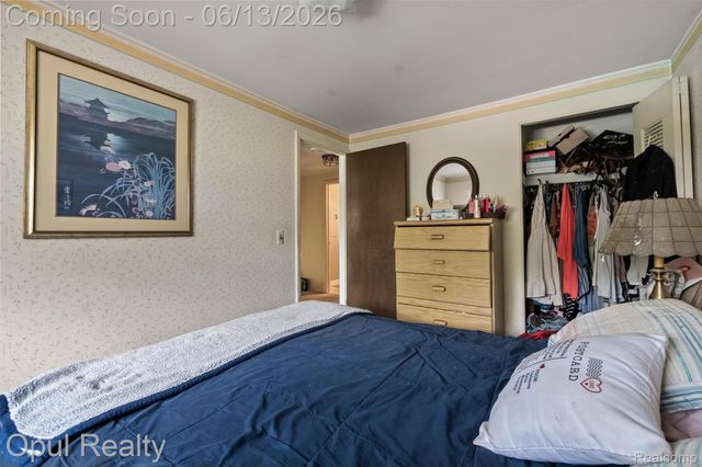 1218 Barchester Street, Westland, MI 48186