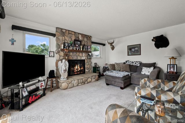1218 Barchester Street, Westland, MI 48186