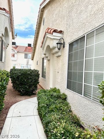 5255 Island Chain Road, Las Vegas, NV 89118