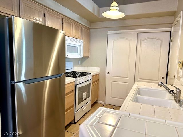 5255 Island Chain Road, Las Vegas, NV 89118