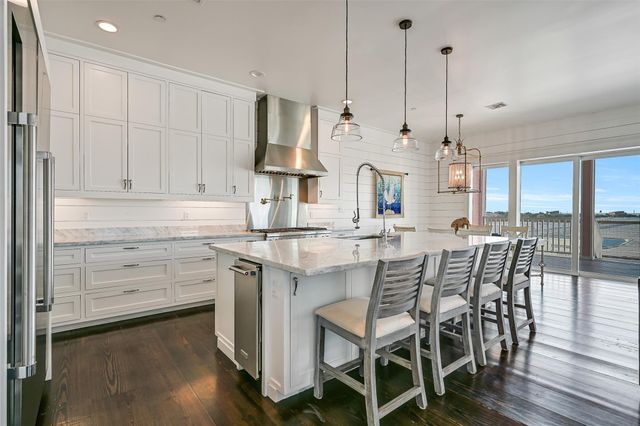 14334 Stewart Road, Galveston, TX 77554