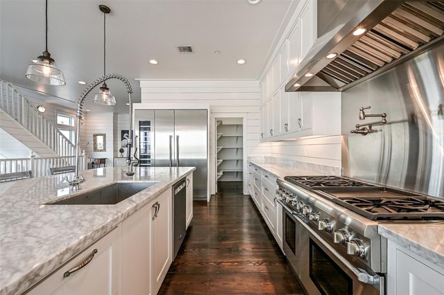 14334 Stewart Road, Galveston, TX 77554