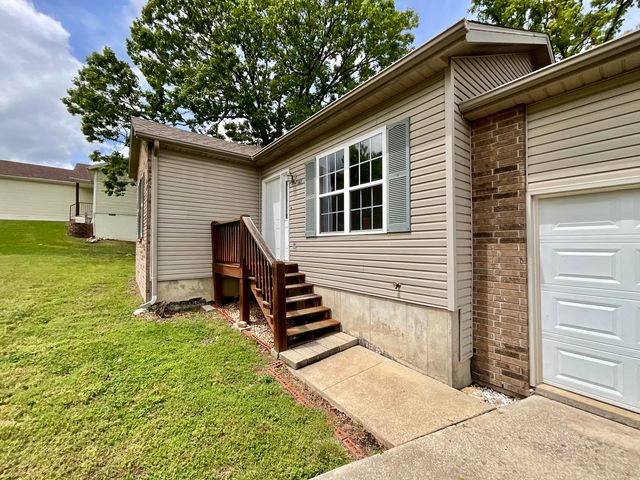147 Mystic Avenue, Hollister, MO 65672