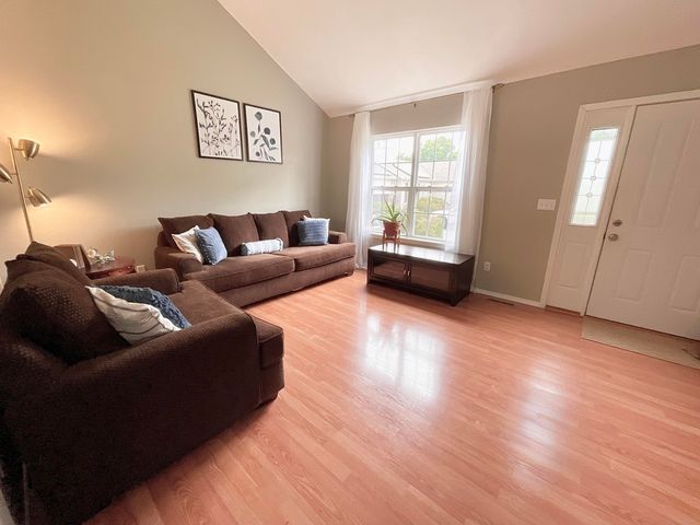 147 Mystic Avenue, Hollister, MO 65672