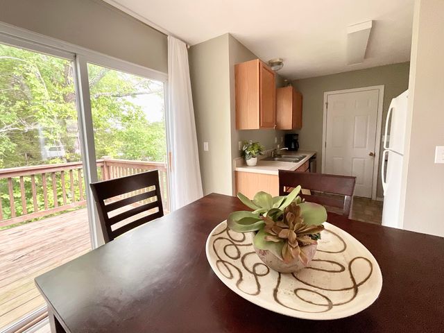 147 Mystic Avenue, Hollister, MO 65672