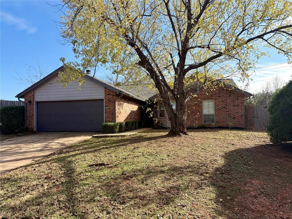 1416 Huntington Drive, Edmond, OK 73012