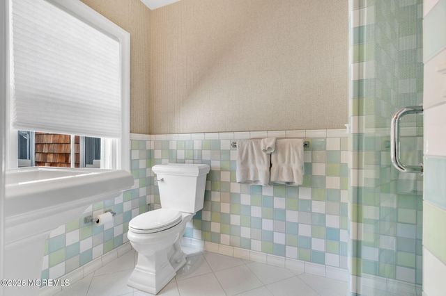 82 Buena Vista Avenue, Rumson, NJ 07760
