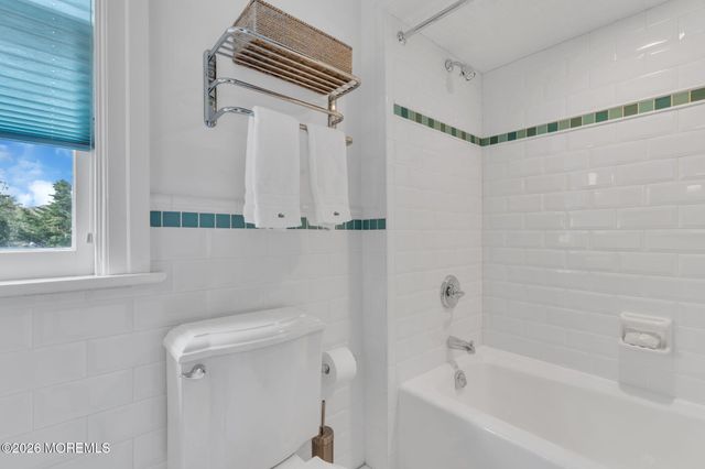 82 Buena Vista Avenue, Rumson, NJ 07760