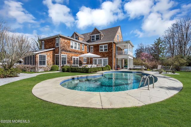 82 Buena Vista Avenue, Rumson, NJ 07760