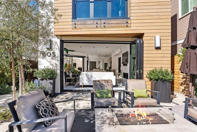 605 Marigold Avenue, Corona Del Mar, CA 92625