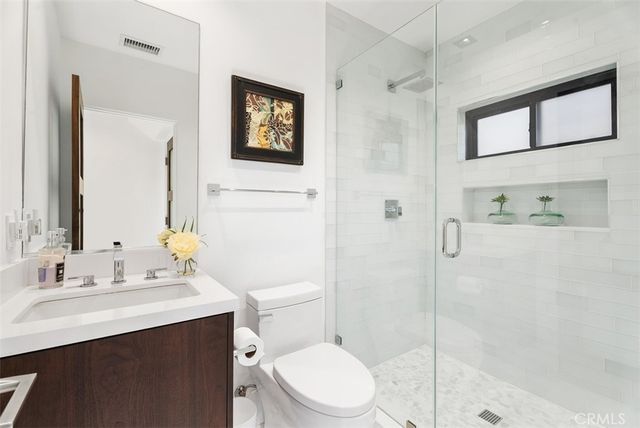 605 Marigold Avenue, Corona Del Mar, CA 92625