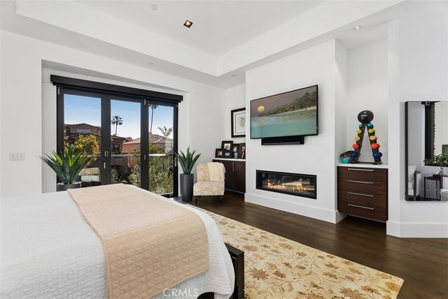 605 Marigold Avenue, Corona Del Mar, CA 92625