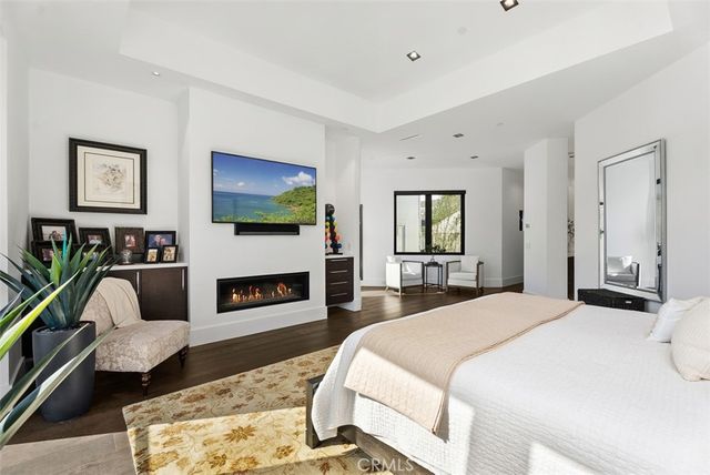 605 Marigold Avenue, Corona Del Mar, CA 92625