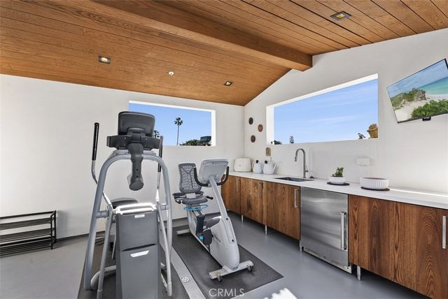 605 Marigold Avenue, Corona Del Mar, CA 92625