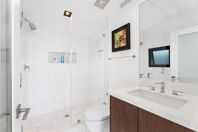 605 Marigold Avenue, Corona Del Mar, CA 92625