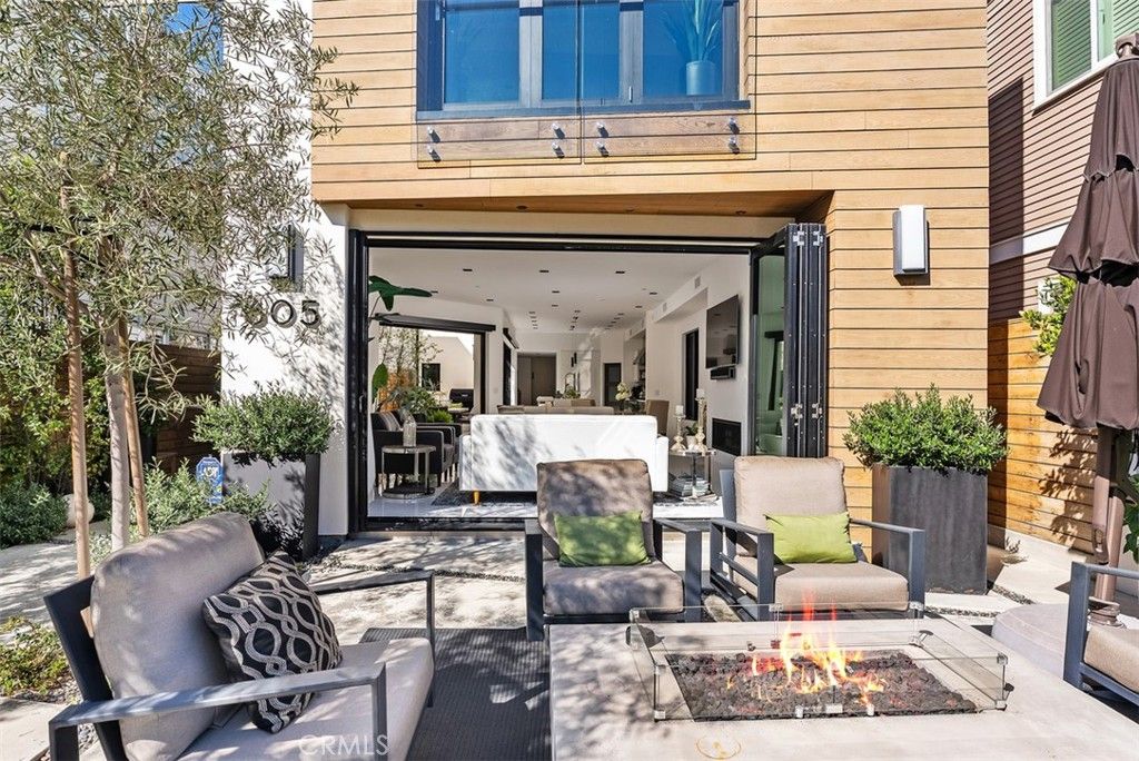 605 Marigold Avenue, Corona Del Mar, CA 92625