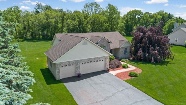 5800 Jeanne Marie Drive, White Lake Twp, MI 48383