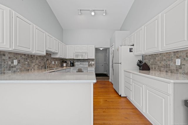 5800 Jeanne Marie Drive, White Lake Twp, MI 48383
