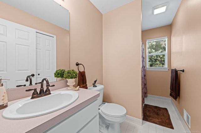 5800 Jeanne Marie Drive, White Lake Twp, MI 48383