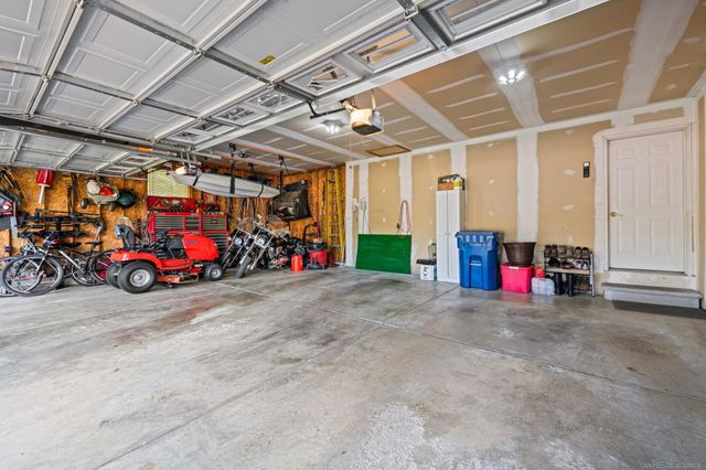 5800 Jeanne Marie Drive, White Lake Twp, MI 48383