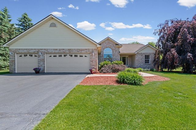 5800 Jeanne Marie Drive, White Lake Twp, MI 48383
