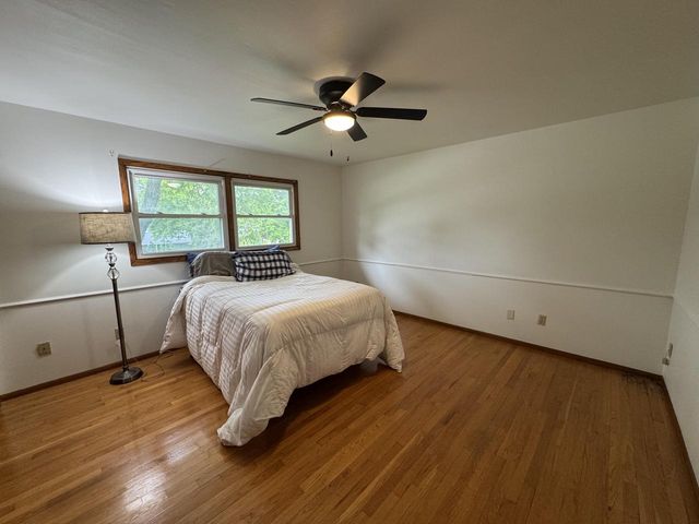 4625 Camfield DRIVE, Brookfield, WI 53045