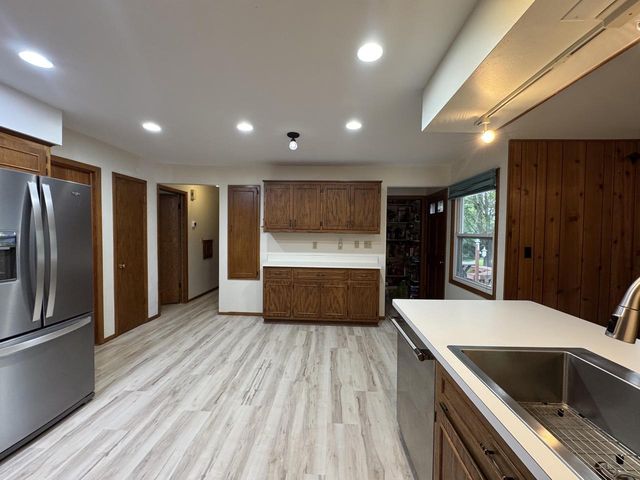 4625 Camfield DRIVE, Brookfield, WI 53045