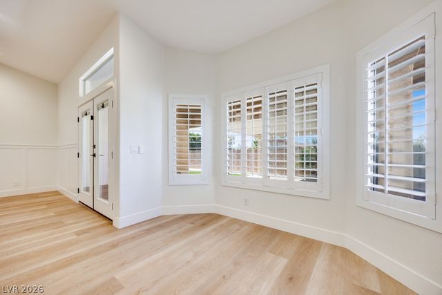 928 San Eduardo Avenue, Henderson, NV 89002