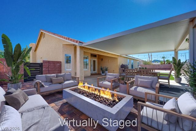 928 San Eduardo Avenue, Henderson, NV 89002