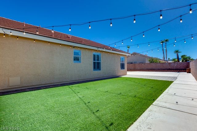 928 San Eduardo Avenue, Henderson, NV 89002