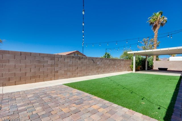 928 San Eduardo Avenue, Henderson, NV 89002