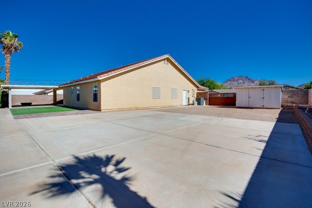 928 San Eduardo Avenue, Henderson, NV 89002