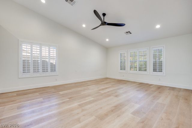 928 San Eduardo Avenue, Henderson, NV 89002