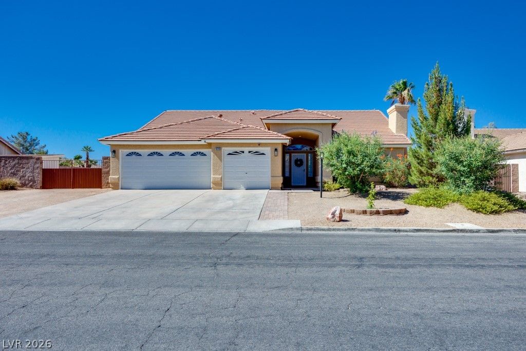 928 San Eduardo Avenue, Henderson, NV 89002