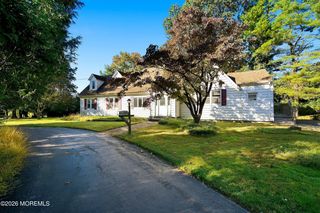 135 Crawfords Corner Road, Holmdel, NJ 07733