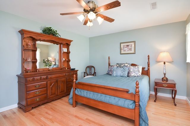 216 Reservoir Street 308, Holden, MA 01520