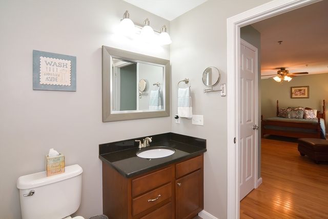 216 Reservoir Street 308, Holden, MA 01520