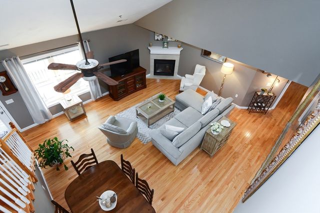 216 Reservoir Street 308, Holden, MA 01520