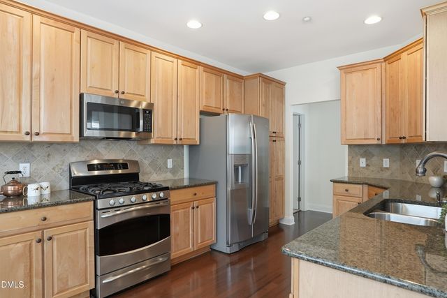 10511 Sablewood Drive 101, Raleigh, NC 27617