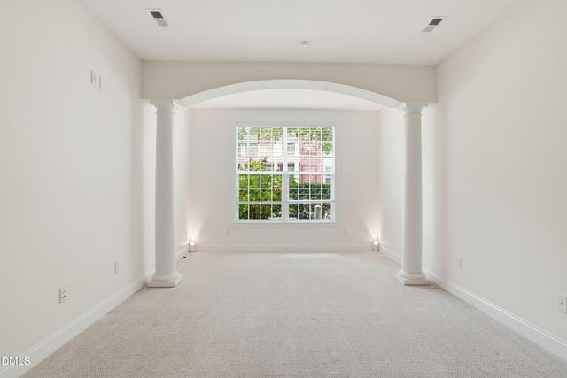 10511 Sablewood Drive 101, Raleigh, NC 27617