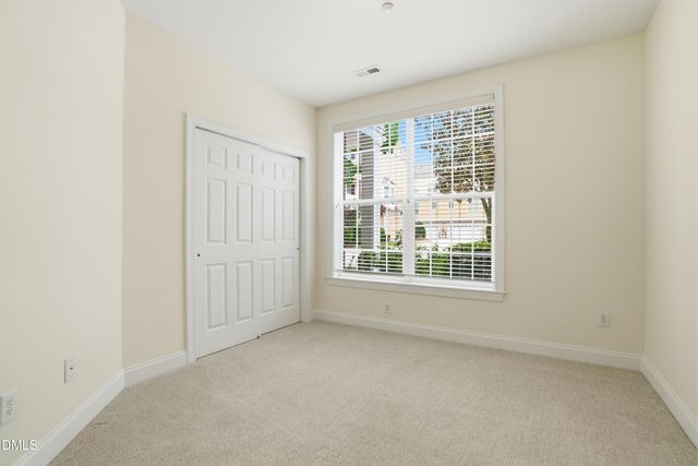 10511 Sablewood Drive 101, Raleigh, NC 27617