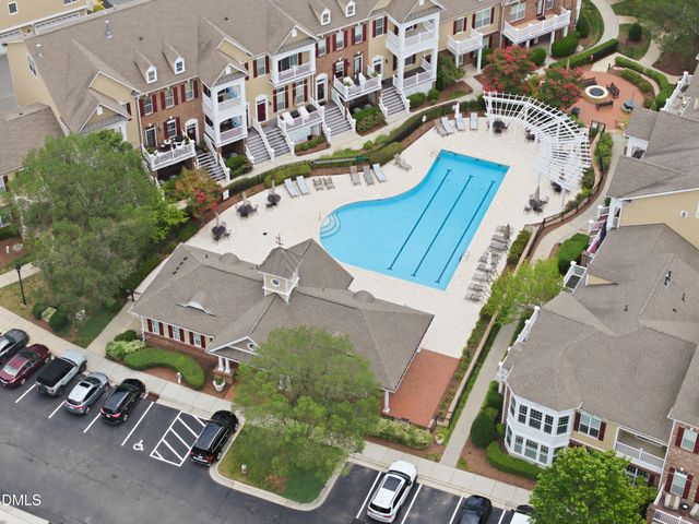 10511 Sablewood Drive 101, Raleigh, NC 27617