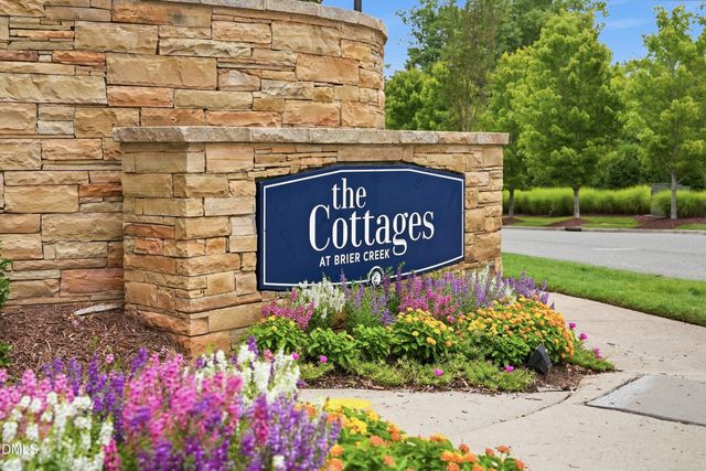10511 Sablewood Drive 101, Raleigh, NC 27617