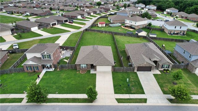 4206 SW Lexington Avenue, Bentonville, AR 72713