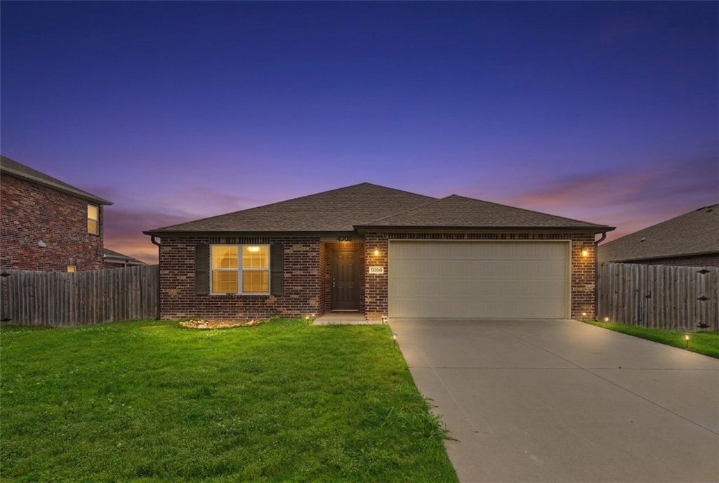 4206 SW Lexington Avenue, Bentonville, AR 72713
