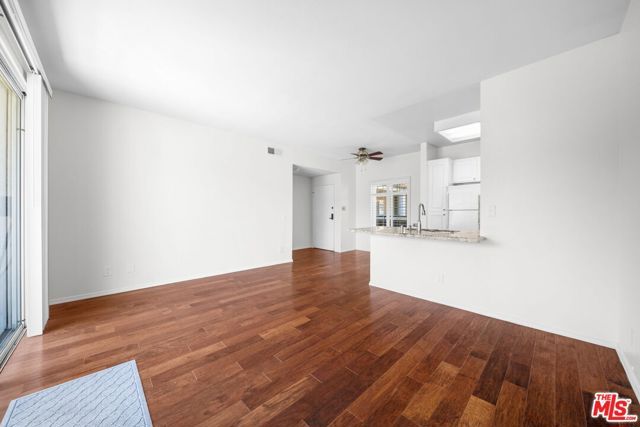 2150 Camino De La Reina 4303, San Diego, CA 92108