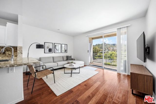 2150 Camino De La Reina 4303, San Diego, CA 92108