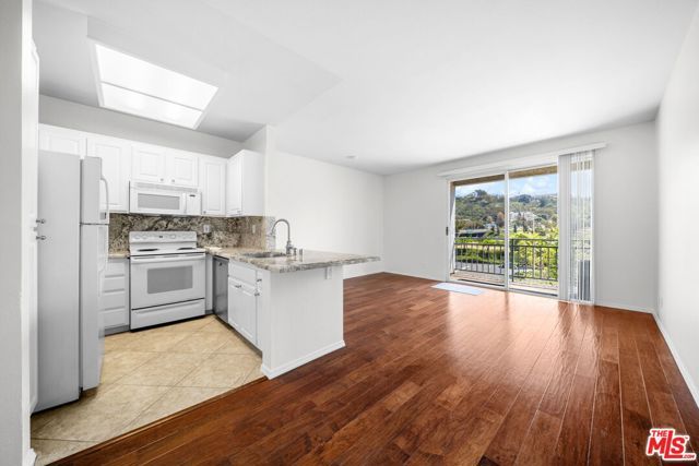 2150 Camino De La Reina 4303, San Diego, CA 92108