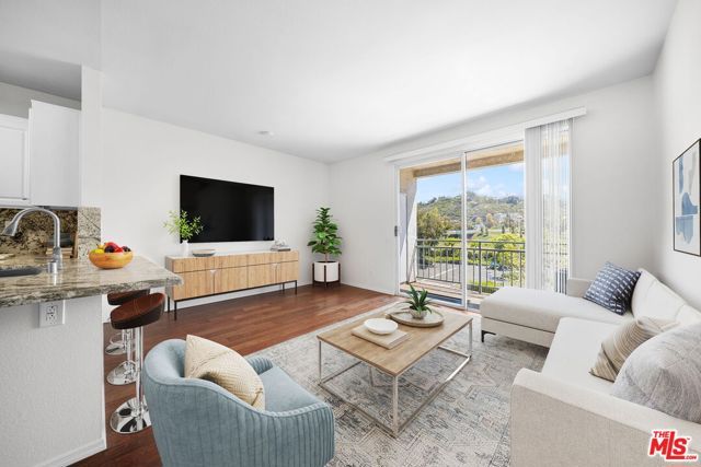 2150 Camino De La Reina 4303, San Diego, CA 92108